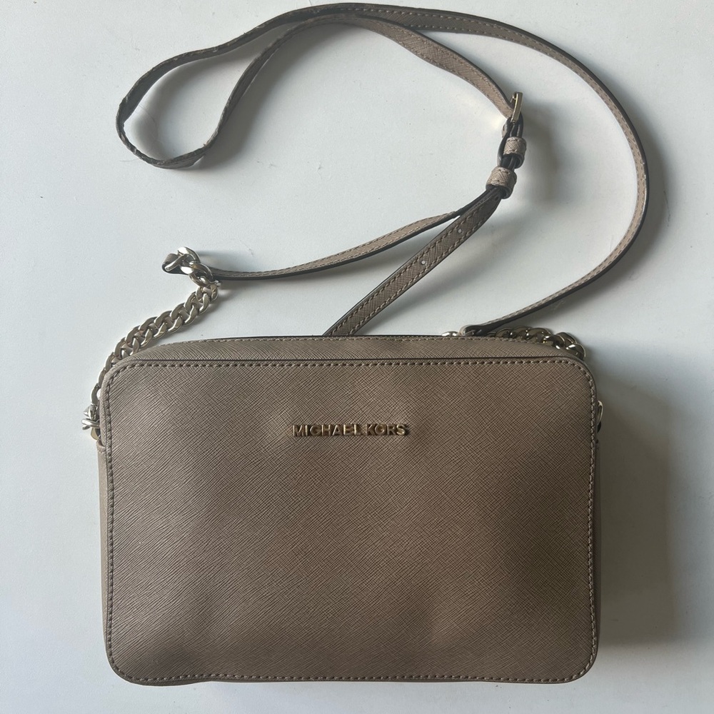 Tan Michael Kors Large Jet Set Crossbody Bag